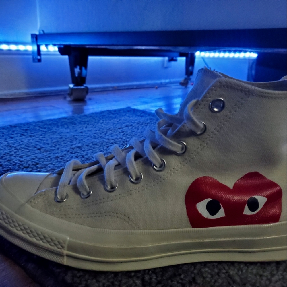 Off white Heart Converse